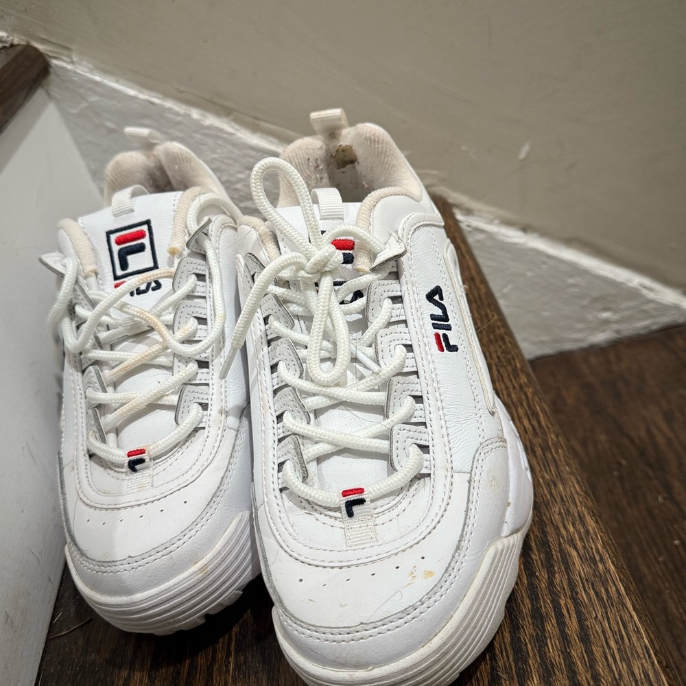FILA women’s sneakers
